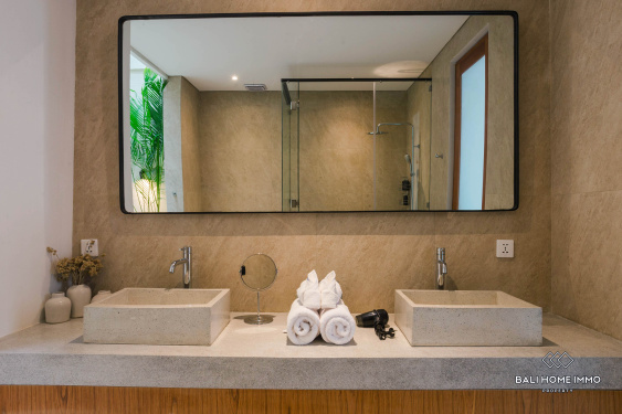 Image 16 from 4 Bedroom Modern Villa for sale leasehold in Padonan