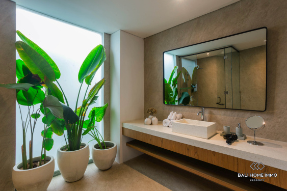 Image 18 from 4 Bedroom Modern Villa for sale leasehold in Padonan