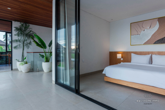 Image 10 from 4 Bedroom Modern Villa for sale leasehold in Padonan