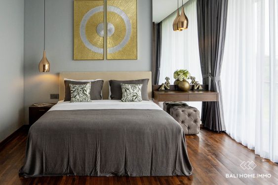 Image 8 from Villa moderne de 3 chambres à vendre en bord de mer à Pererenan