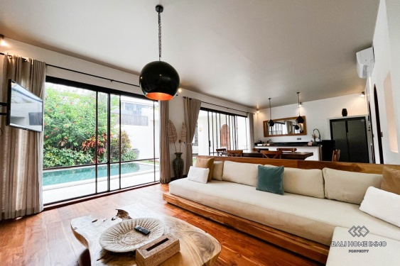 Image 2 from Villa moderne de 3 chambres à vendre près d'une école internationale à Umalas