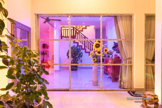 Image 18 from Villa Modern 3 Kamar berpemandangan Atap yang Menakjubkan Dijual di Ubud