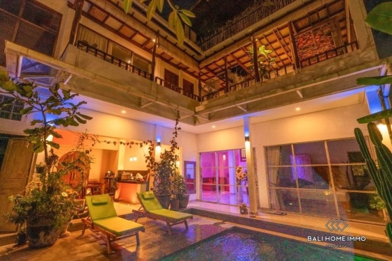 Image 1 from Villa Modern 3 Kamar berpemandangan Atap yang Menakjubkan Dijual di Ubud