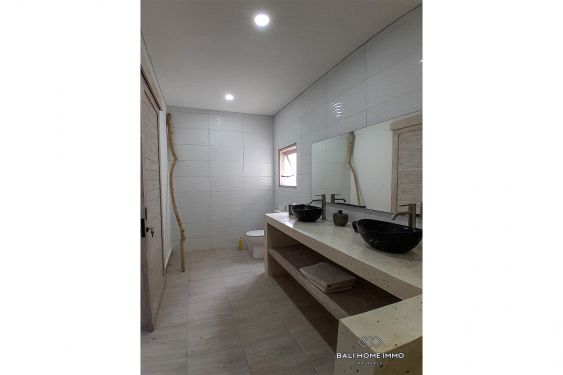 Image 16 from 4 Bedroom Newly Built Villa with Ricefield View For Rent in Padonan Canggu