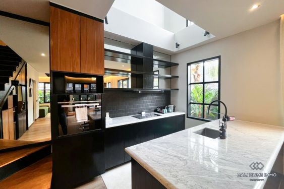 Image 9 from Modern 3 Bedroom Villa in Exclusive Resort for Sale near Berawa Beach