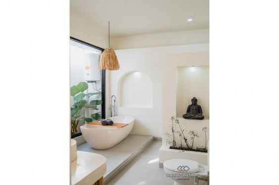 Image 16 from 3 Bedroom Ocean View Tropical Villa For Sale Near Kedungu Beach