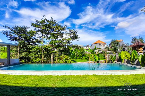 Image 3 from Villa Keluarga 4 Kamar dengan Taman Luas Disewakan Jangka Panjang di Padonan Canggu