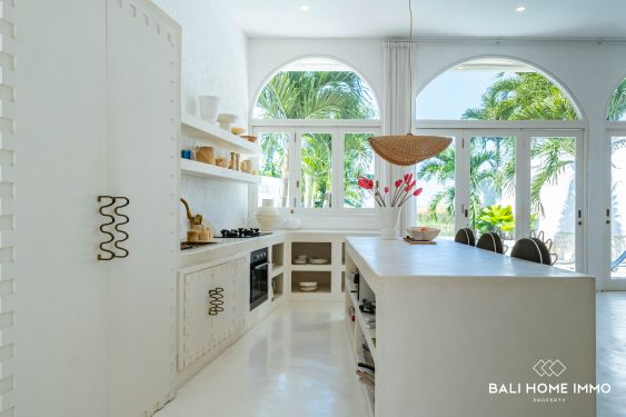 Image 8 from Villa méditerranéenne de 3 chambres avec vue sur les rizières, à vendre et à louer à Seseh