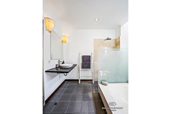 Image 18 from Villa 3 Kamar Dijual dan Disewakan di jantung Berawa