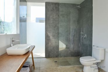 Image 13 from 3 Bedroom Villa for Rent in Bali Canggu Berawa