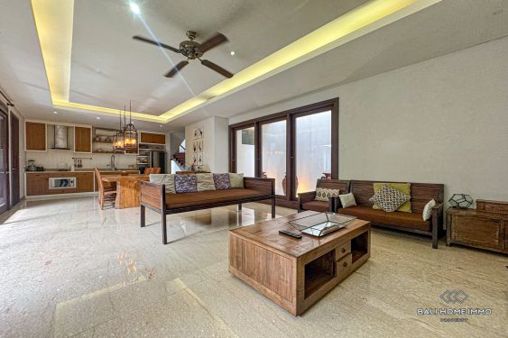 Image 15 from Villa 3 Chambres A Louer A Seminyak