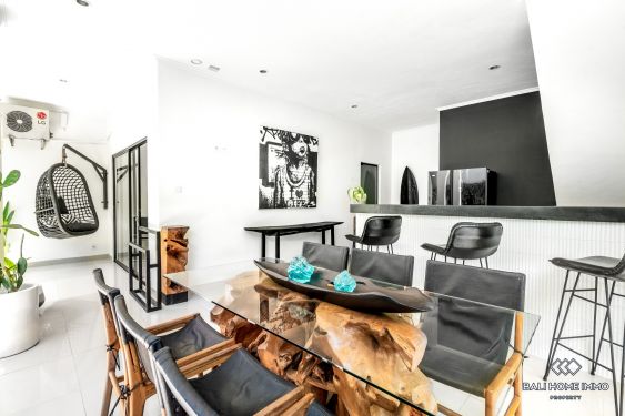 Image 6 from 3 Bedroom Villa for Rental in Bali Berawa