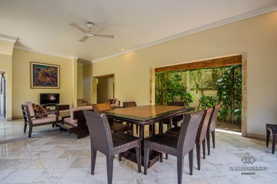 Image 4 from 3 Bedroom Villa for Monthly Rental in Bali Legian