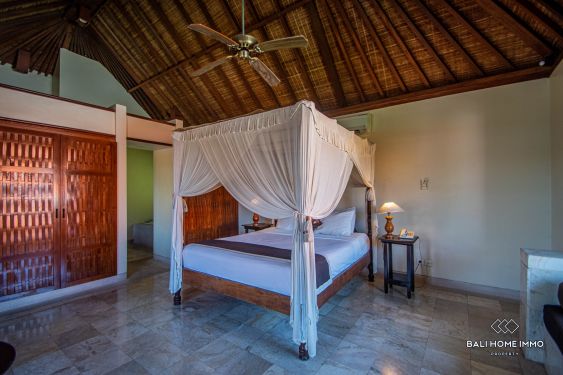 Image 10 from 3 Bedroom Villa for Monthly Rental in Bali Legian