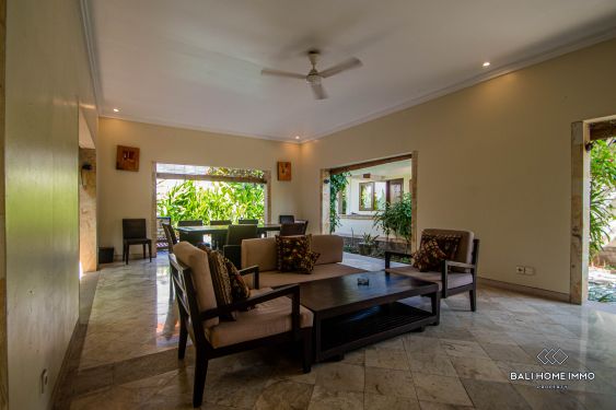 Image 6 from 3 Bedroom Villa for Monthly Rental in Bali Legian