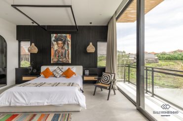 Image 11 from 3 Bedroom Villa with office space for Rent in Canggu