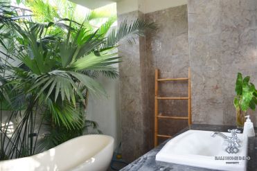 Image 20 from Villa 3 Kamar Disewakan Bulanan dekat Pantai Berawa