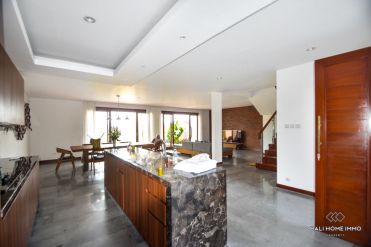 Image 5 from 3 Bedroom Villa for Rent near Cemagi Beach