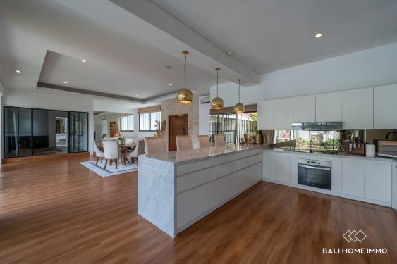 Image 9 from 3+1 Bedroom Family Villa for Rent in Bali Canggu Berawa