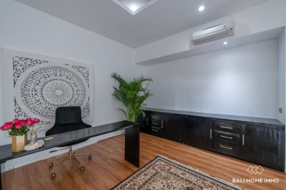 Image 11 from 3+1 Bedroom Family Villa for Rent in Bali Canggu Berawa