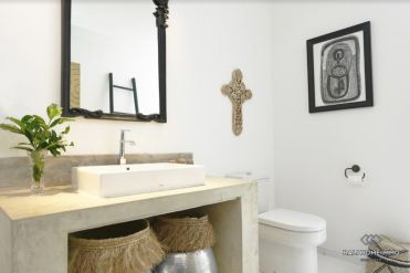 Image 15 from Villa 3 Kamar Tidur Disewakan Di Batu Belig