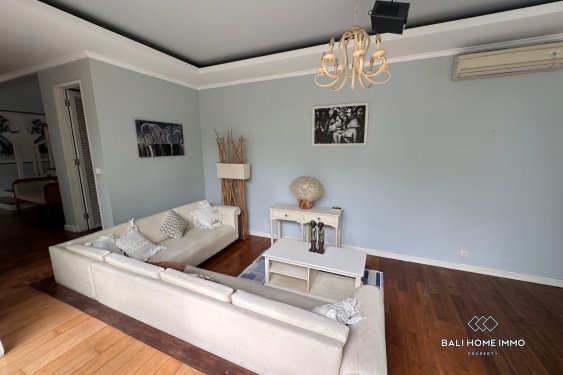 Image 2 from Villa 3 Kamar Disewakan di Berawa