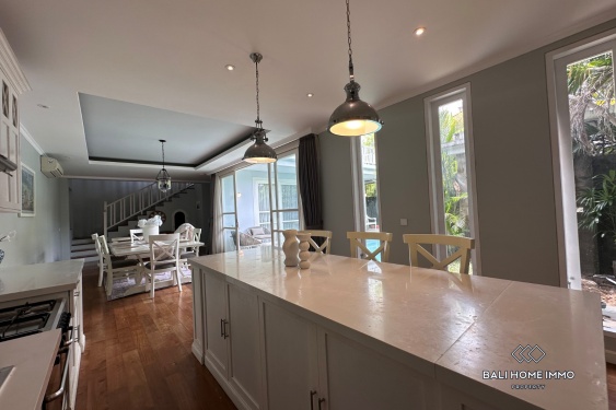 Image 9 from Villa 3 Kamar Disewakan di Berawa