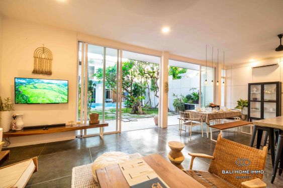 Image 2 from 4 Bedroom Villa For Rent in Berawa