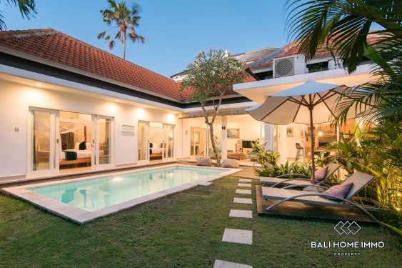 Image 1 from 3 Bedroom Villa for Rent in Canggu Berawa Beachside