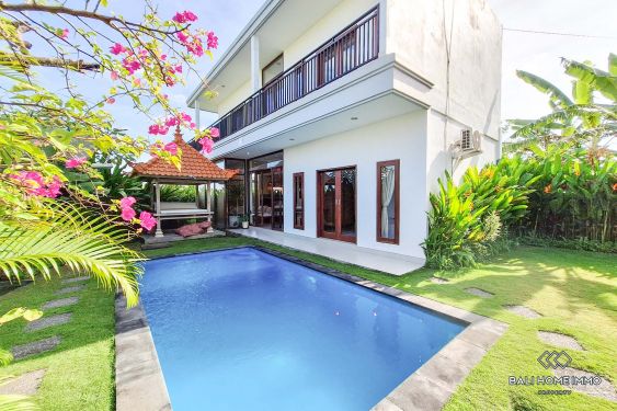 Image 1 from 3 Bedroom Villa with Garden for Rent in Tumbak Bayuh Bali