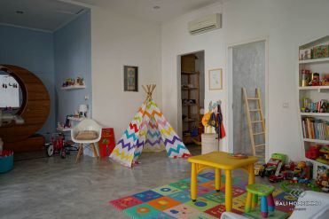 Image 18 from Villa 3 Kamar Disewakan di Seminyak