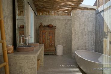 Image 17 from Villa 3 Kamar Disewakan di Seminyak