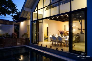 Image 1 from 3 Bedroom Villa for Yearly Rental in Seminyak