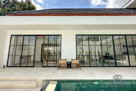 Image 2 from 3 Bedroom Villa for Rent in Seseh Beachside