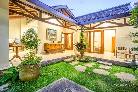 Image 1 from Villa de 3 chambres à louer à Ubud