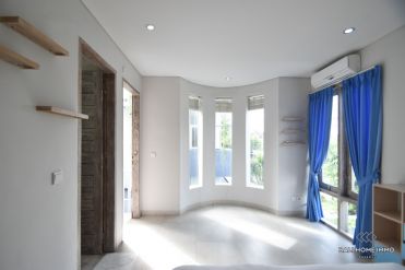 Image 14 from 3 Bedroom Villa For Yearly Rental in Seminyak