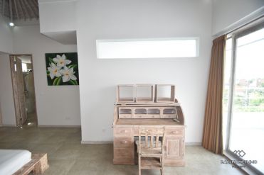 Image 10 from 3 Bedroom Villa For Yearly Rental in Seminyak