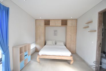 Image 13 from 3 Bedroom Villa For Yearly Rental in Seminyak