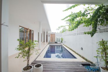 Image 4 from Villa 3 Kamar Tidur Disewakan di Bali Batu Bolong Canggu