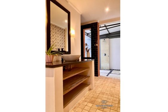 Image 13 from VILLA 3 KAMAR DISEWAKAN DI BERAWA
