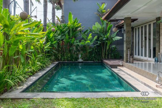 Image 2 from 3 Bedroom Family Villa For Rent Yearly in Berawa Canggu