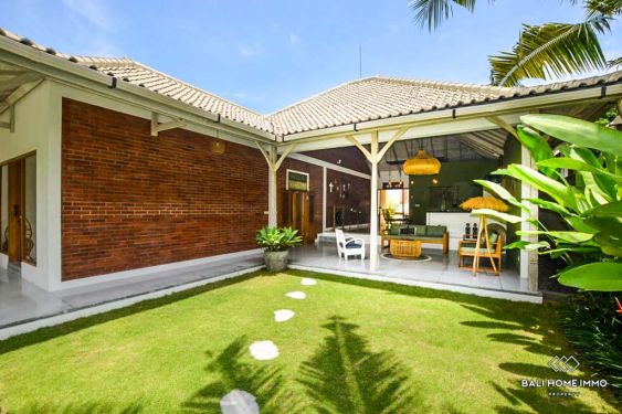 Image 4 from VILA 3 KAMAR TIDUR UNTUK DISEWAKAN DI BALI CANGGU-RESIDENTIAL SIDE