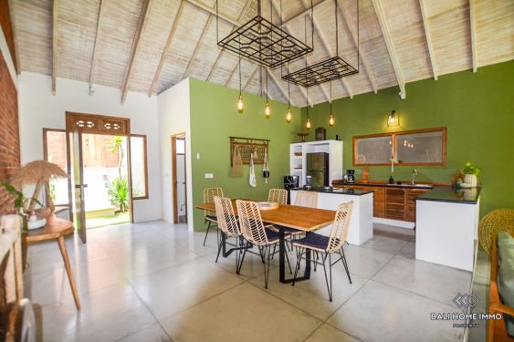 Image 8 from VILA 3 KAMAR TIDUR UNTUK DISEWAKAN DI BALI CANGGU-RESIDENTIAL SIDE