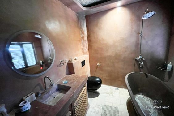 Image 13 from Villa Keluarga 3 Kamar berpemandangan sawah Dijual dan Disewakan di Berawa Bali