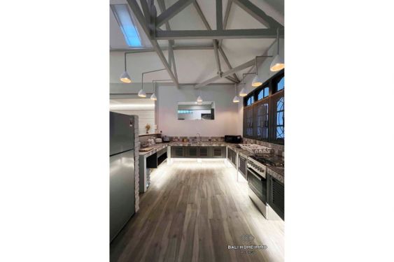 Image 6 from Villa de 3 chambres à vendre et à louer à Kerobokan Bali