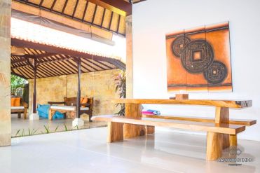 Image 2 from Villa 3 Kamar Tidur untuk Dijual di Bali Canggu