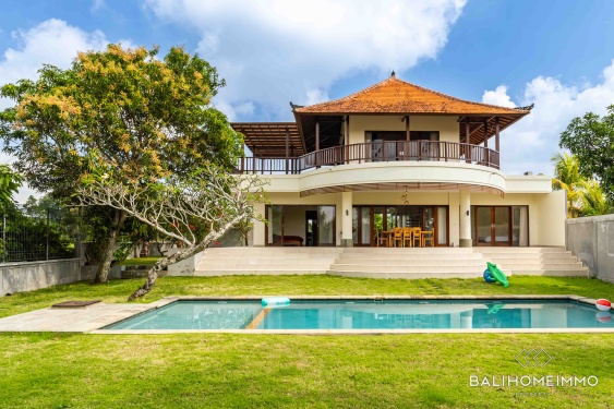3 Bedroom Villa For Sale Freehold in Kaba-kaba
