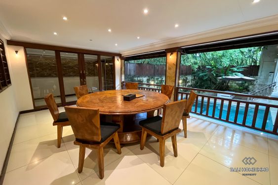 Image 4 from Dijual Villa 3 Kamar Tidur Hak Milik di Kerobokan