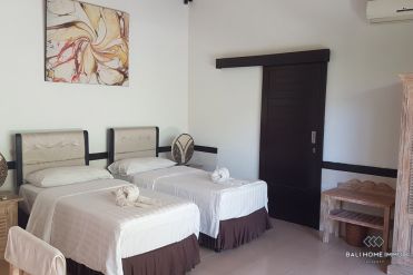 Image 2 from Villa de 3 chambres avec bungalow 1 chambre à vendre près de la plage de Pemuteran à Bali