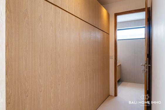 Image 19 from 3 Bedroom Villa For Sale in Padonan Canggu